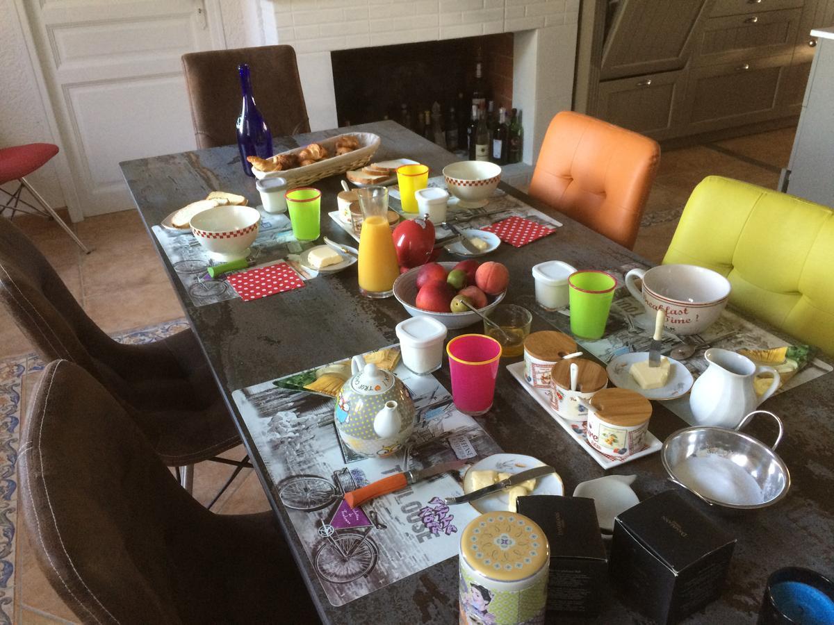 Domaine De Soulery Bed & Breakfast Beaupuy  Eksteriør bilde